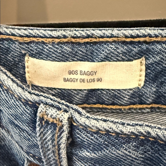 Universal Thread Light Blue Jeans - Picture 3 of 4